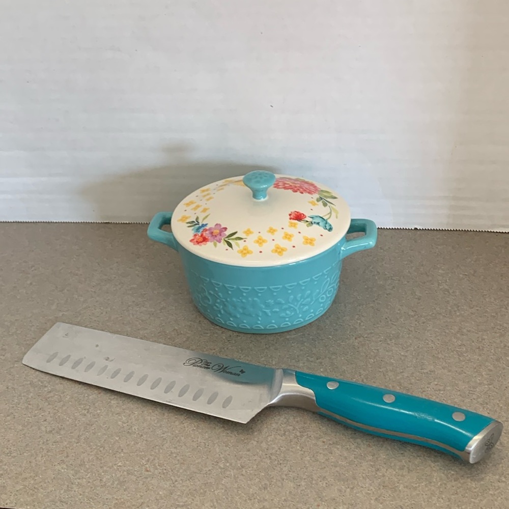 Pioneer Woman Blooming Bouquet Mini Casserole and Nakiri Knife